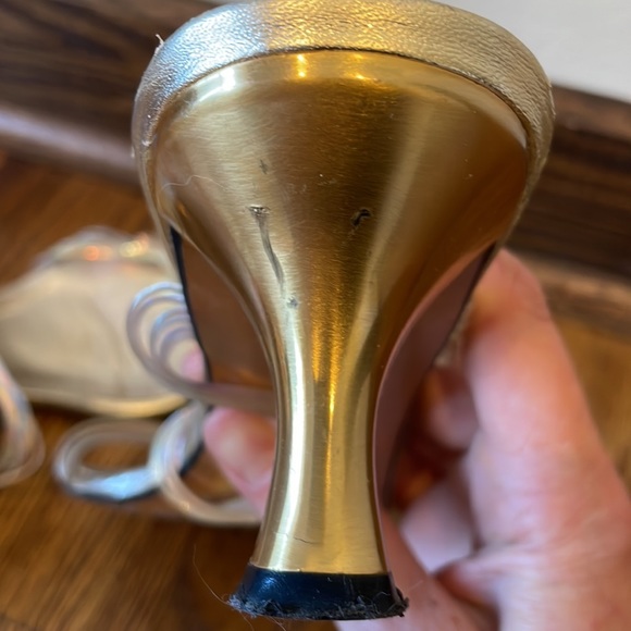 Vintage Stuart Weitzman Mystic Iridescent heels - Picture 4 of 5